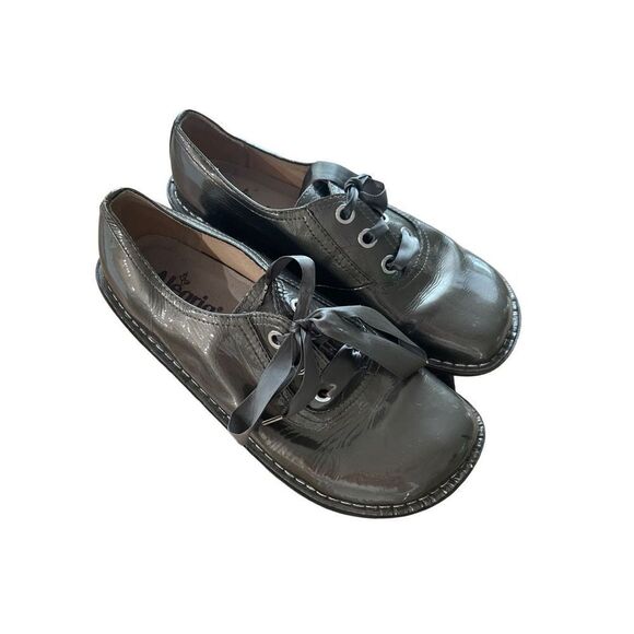 Alegria Womens Green Lace Up Patent Leather Round Toe Oxford Shoes Size 39 - Picture 1 of 9